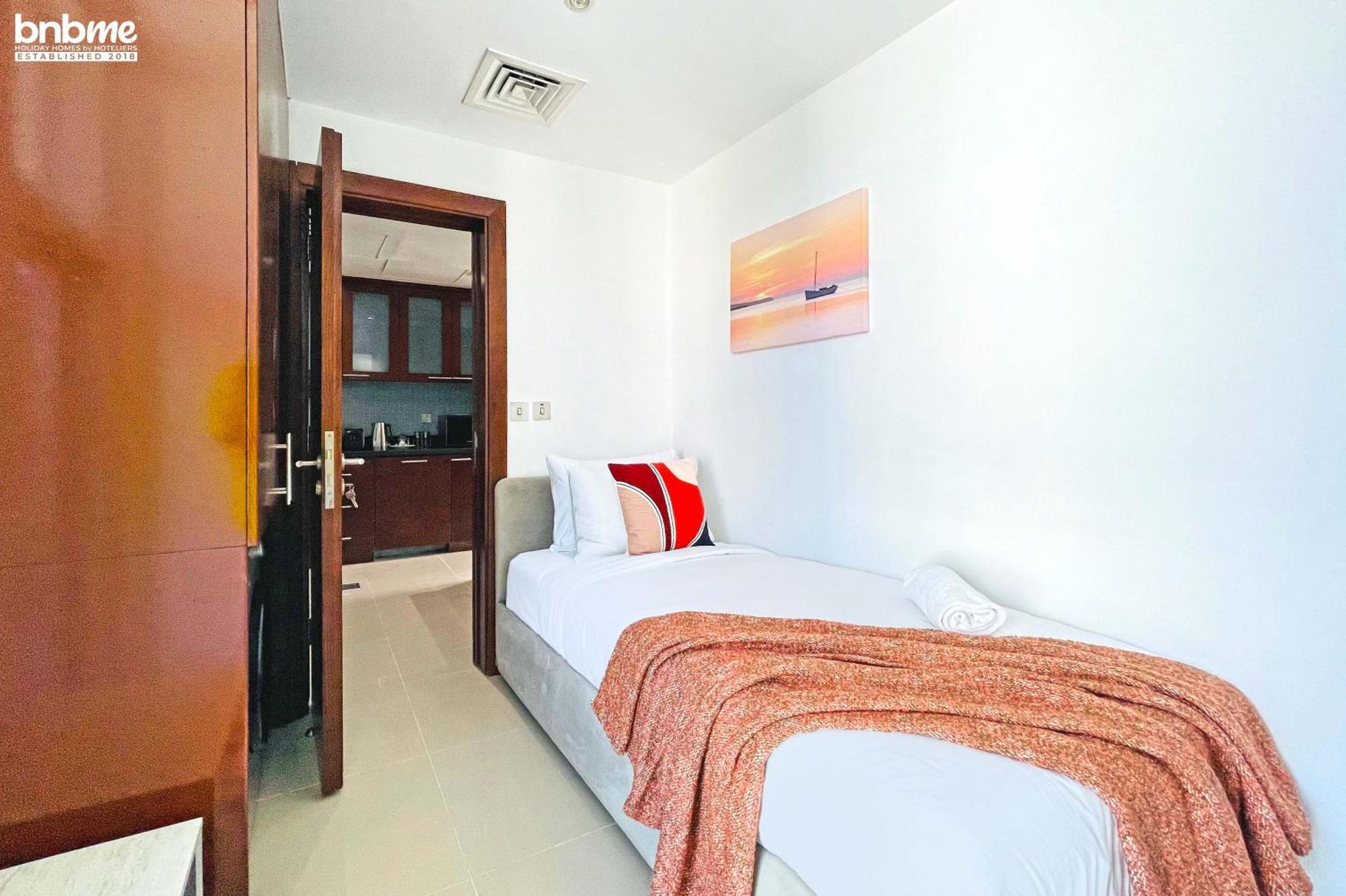 Bnbmehomes - Ubora Towers Apartment Dubai